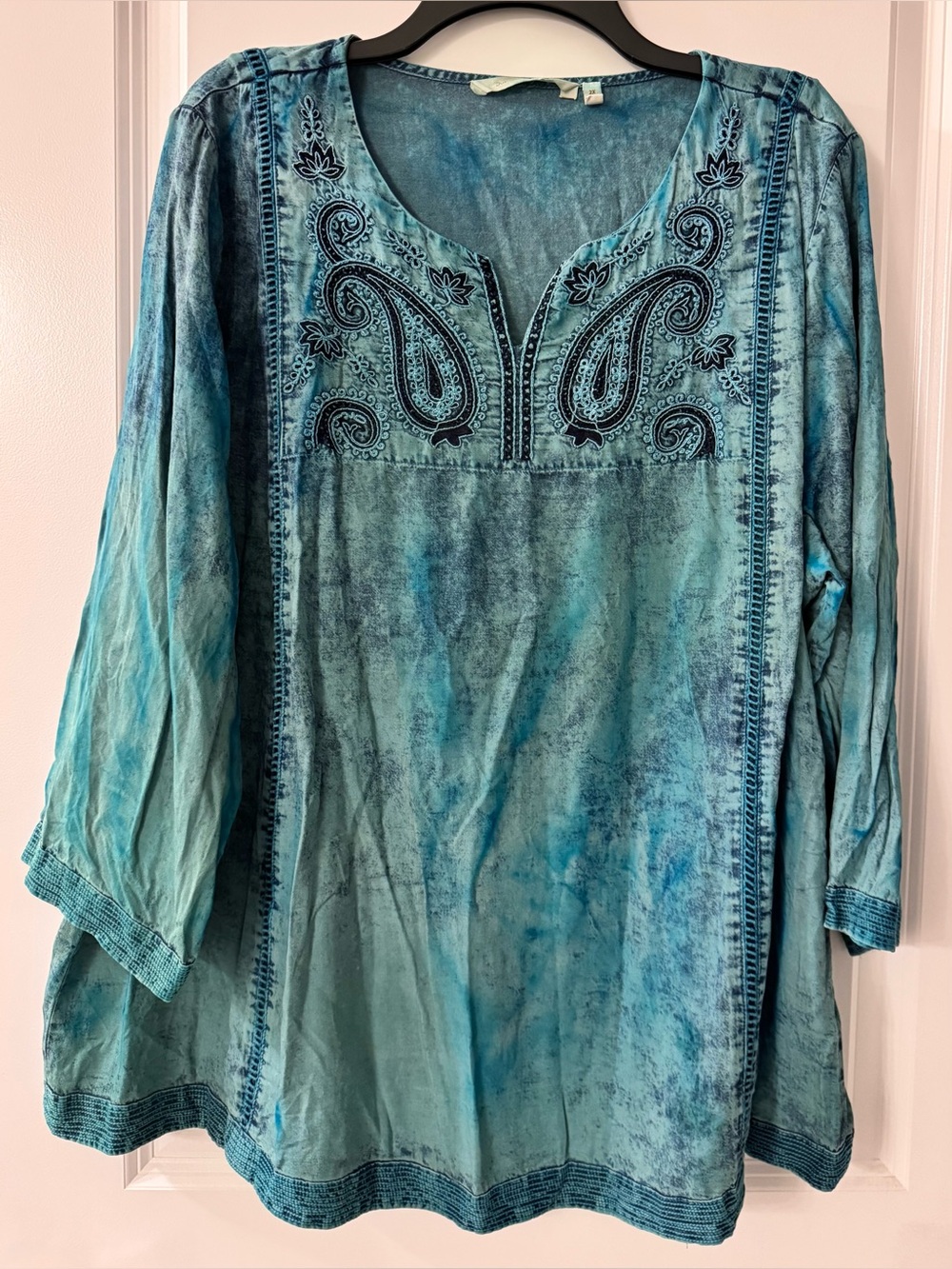 #z222 Soft Surroundings Lindi Aquatic Multi Teal Blue Paisley Embroidered Tunic